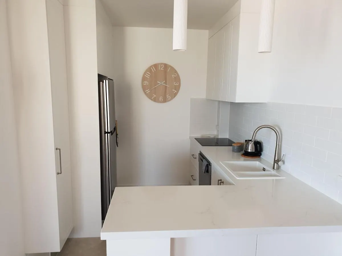 Kings Row Apartments Caloundra Aparthotel