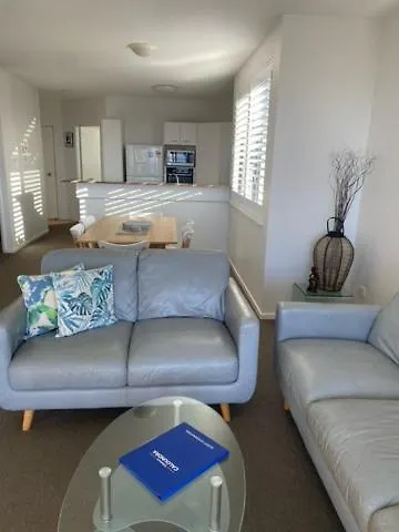 Kings Row Apartments Caloundra Australia