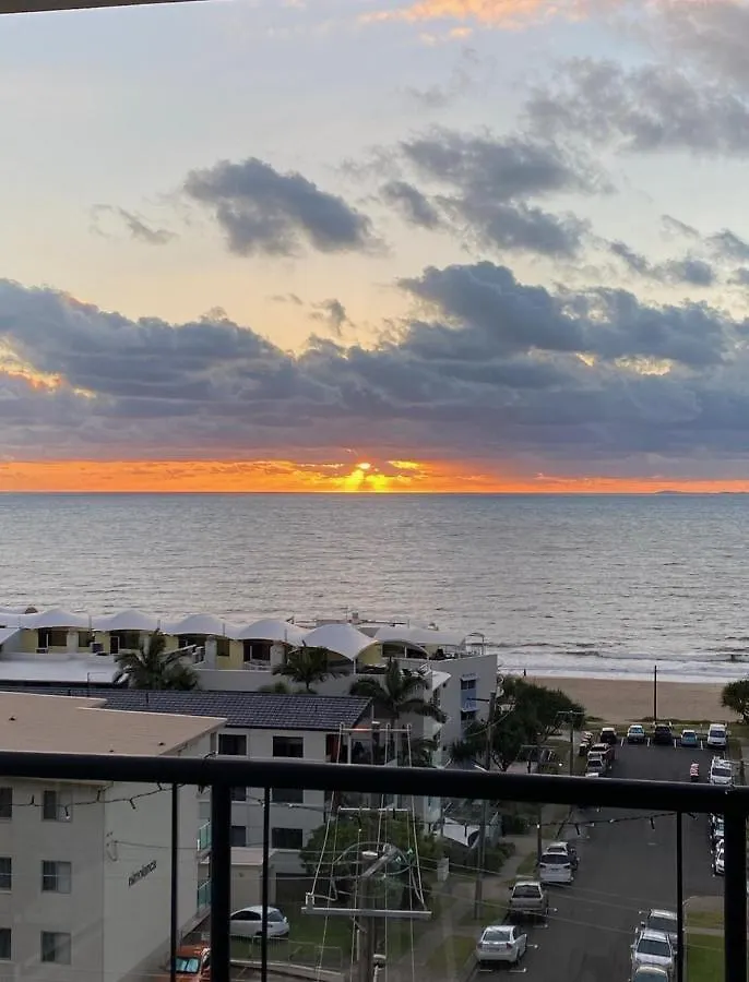 Kings Row Apartments Caloundra Aparthotel